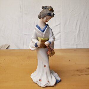 Vintage Porcelain Geisha Statue